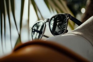 Why Statement Sunglasses Are Quietly Replacing Minimal Frames